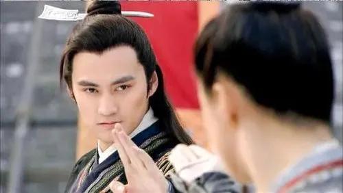 宋凝沈岸小说结局，宋凝沈岸是什么结局（《华胥引》她背着他走了七天七夜才走出雪山）