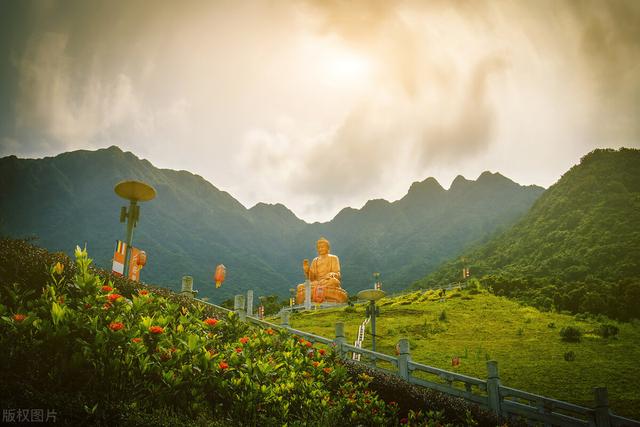 海南景点排名前十，海南必去十大景点（海南岛的十大魅力之地）