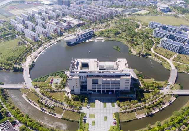 上海海事大学是211大学还是985大学，上海海事大学是985大学还是211大学（海事大学和海洋大学有什么区别）