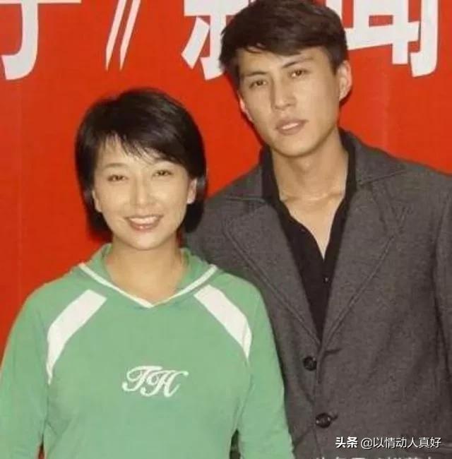 前妻的车站演员表，前妻的车站分集剧情简介（江珊与小9岁的靳东同居5年）