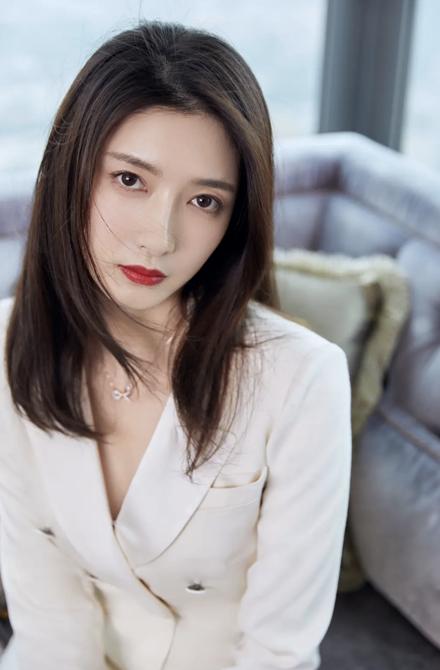 江疏影上过哪些综艺节目,江疏影湖南卫视综艺节目(江疏影:曾有社交