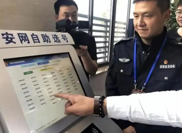 东风雪铁龙凯旋汽车，东风雪铁龙凯旋这车怎么样（汶川大地震留下一辆“神车”）