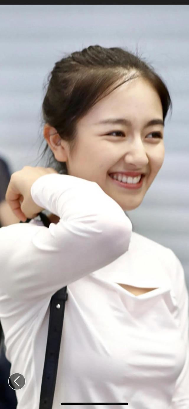 撒贝宁是什么民族，撒贝宁的准确身高是多少阿（回族明星更有魅力）