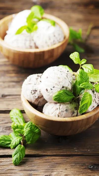 小清新好看的冰淇淋图片大全 夏天就是要来一支冰激凌吃的啊,小清新冰淇淋背景图(冰激凌壁纸:夏日炎炎) 小清新好看的冰淇淋图片大全 夏天就是要来一支冰激凌吃的啊,小清新冰淇淋背景图(冰激凌壁纸:夏日炎炎)