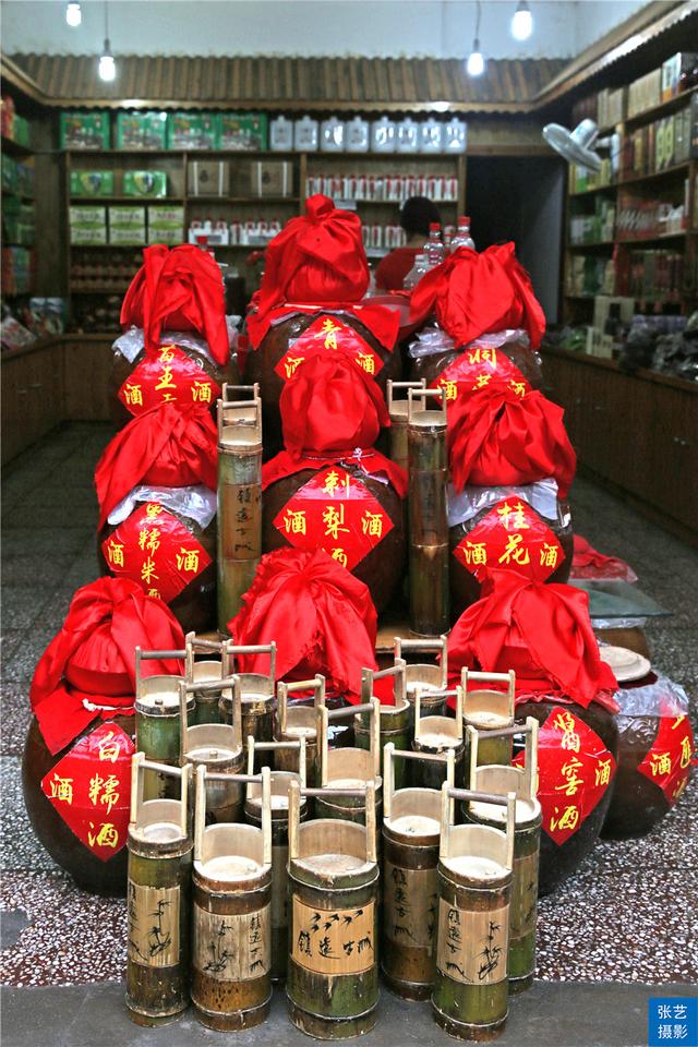 东方威尼斯是哪个城市，世界上最长的首都名字是哪个城市（贵州镇远端午节热闹非凡）