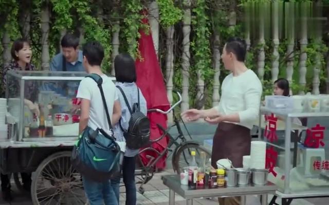 一般配老花镜多少钱，老花镜配一个多少钱（2000元就能干的小生意）