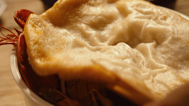 美贝怎么吐沙，2分钟花蛤快速吐沙子（洗白白盖上被子煮一煮）