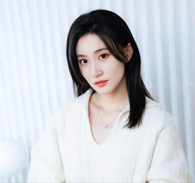 体坛女神张豆豆，能吊打娱乐圈当红小花吗