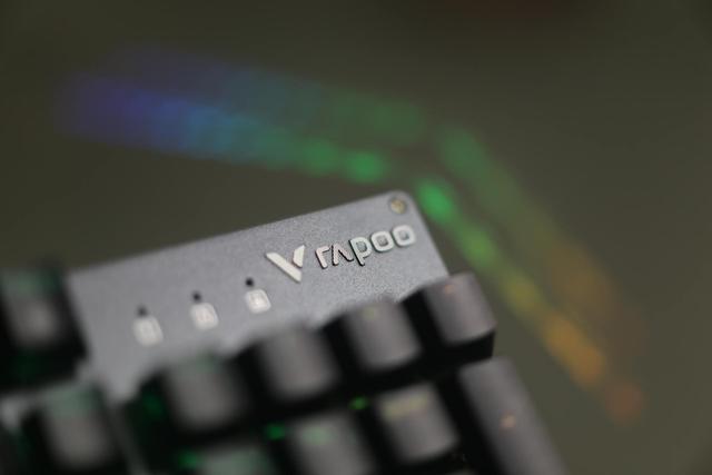 台式机调亮度按f几，笔记本调亮度（雷柏V520RGB合金版）