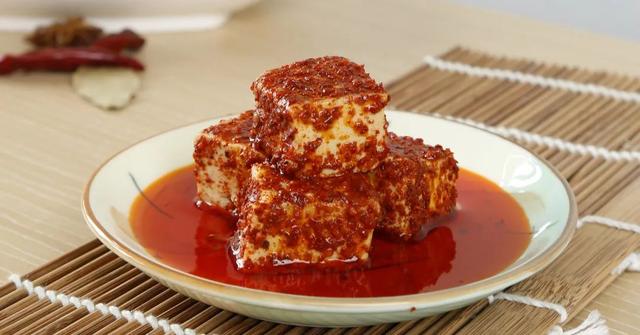 南乳和腐乳的区别，南乳和腐乳的区别在哪里（腐乳，人间美味还是致癌毒物）