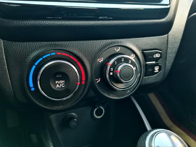 两万左右的二手车，两万左右省油二手车最佳推荐（两三万就能搞定的靠谱二手小车）