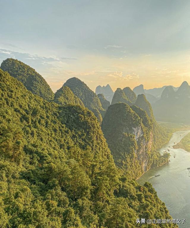 自驾游桂林旅游攻略3天，桂林旅游自驾游攻略三天（躺在阳朔山水画卷里的三天自驾游）