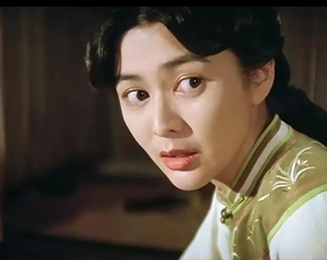 世界上最美的眼睛，世界上最美的眼睛长什么样子（星星般的眼眸里有星辰大海）