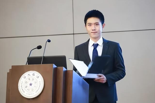 寒门学子和“官二代”的差距，就算同上清华也无法消弭，无奈躺平