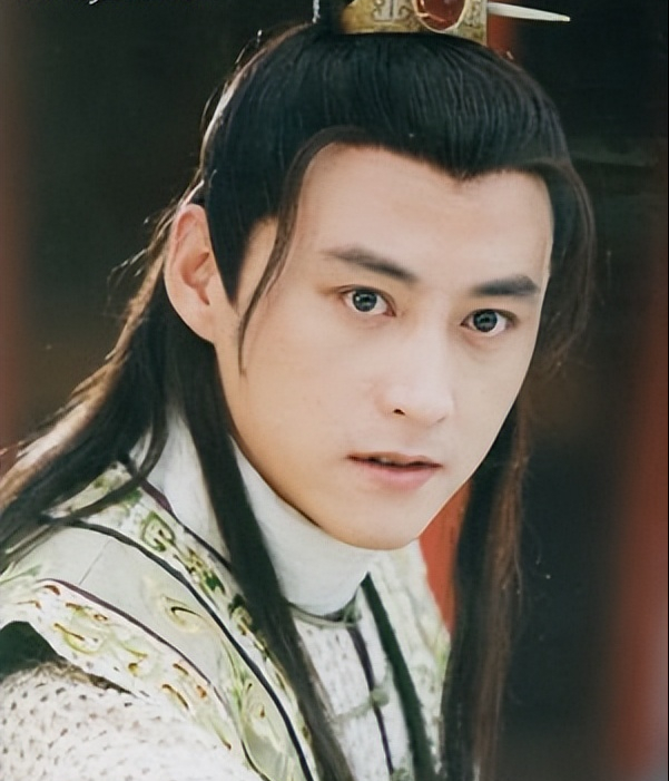 演员刘小锋：娶小16岁娇妻，婚后胖若两人，今51岁胖到观众认不出