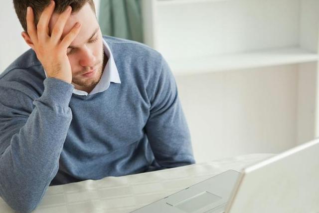 男人的阴毛白是怎么回事，或许还有其他原因