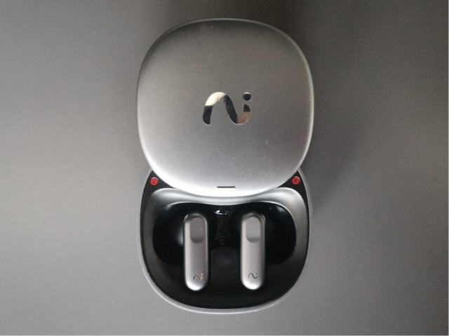 手机录的录音怎么降噪，手机录的录音怎么降噪音（iFLYBUDS）