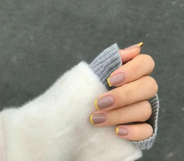 手黑黄适合的美甲颜色，适合黄黑皮的指甲油颜色（美甲♥适合黑黄皮的美甲）