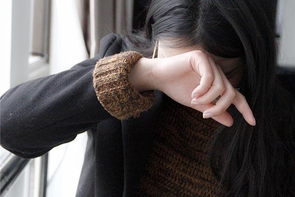 脾胃虚弱的表现，脾胃虚弱的表现和症状怎么调理（自查脾胃虚弱的4个身体表现）