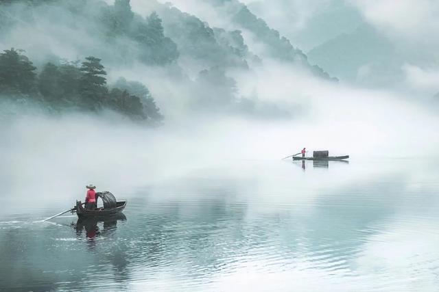 旅行说说唯美句子，适合旅游发朋友圈的唯美文案