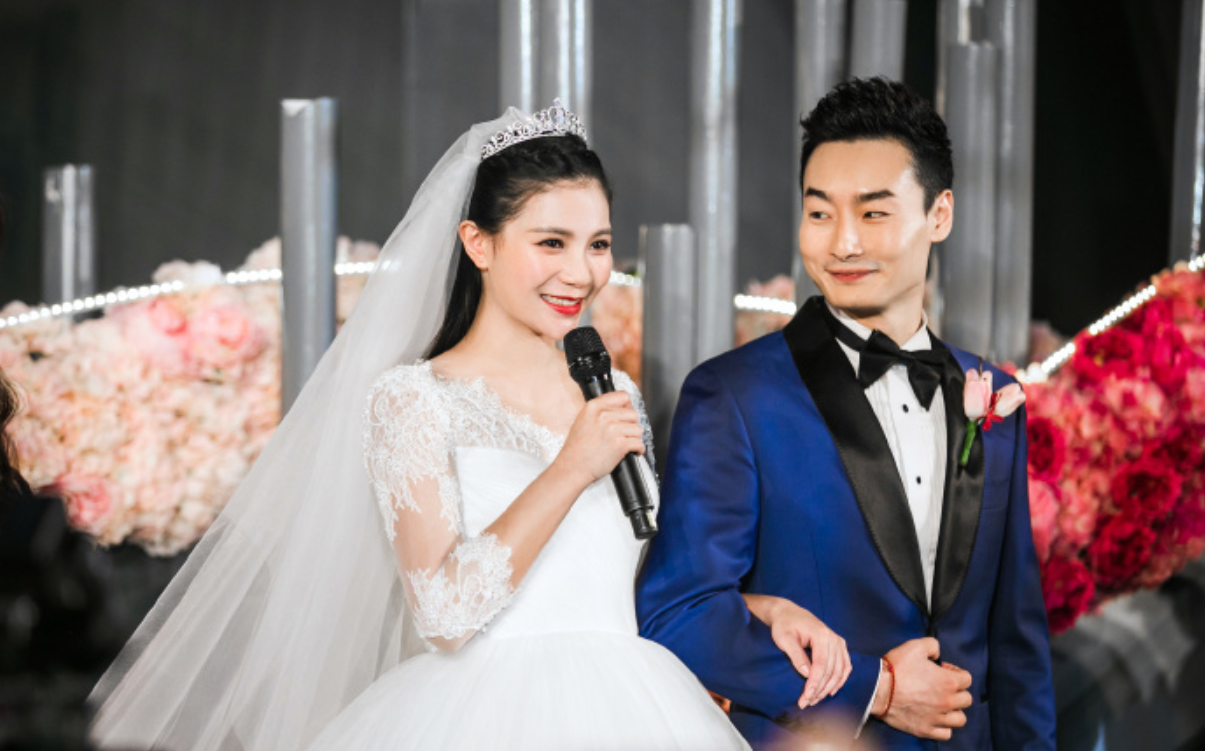 "最美跳水女神"何姿:这辈子做得最正确的决定,就是嫁给了爱情