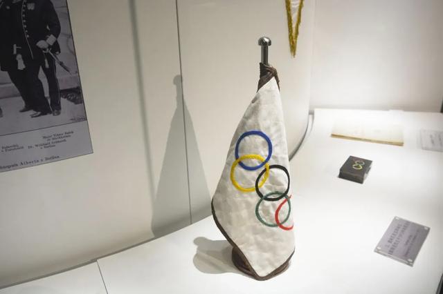 五环的颜色是哪五种，五环的五个颜色分别代表哪个洲
