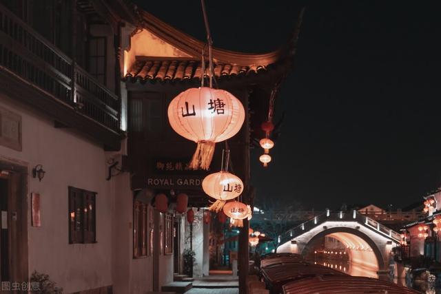 适合唱给自己的歌有哪些，自己适合唱什么歌（这份适合一个人去的旅行清单）