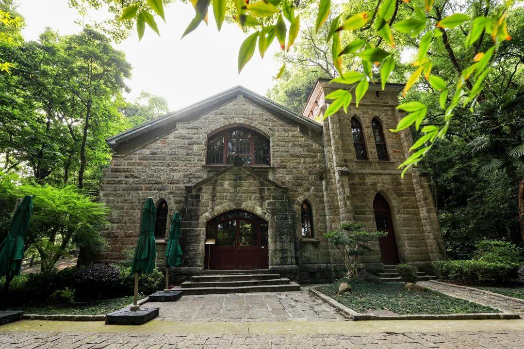 浙江大学主校区(浙江大学各个校区简介)