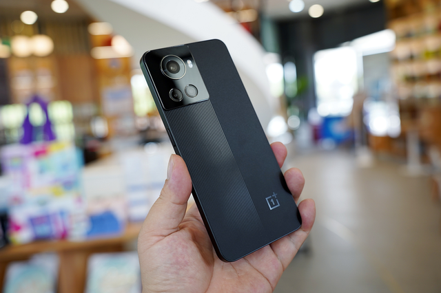 一加手机属于哪个品牌，国产手机排行榜2022前十名最新（一加是OPPO的吗）