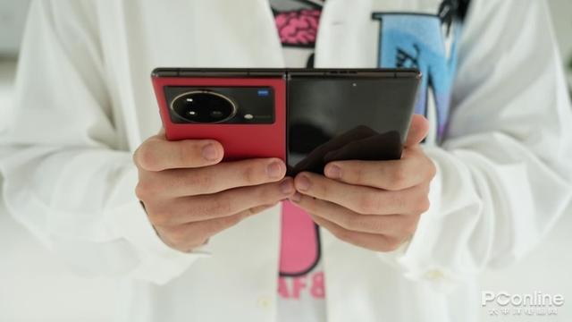 八英寸等于多少厘米，十英寸等于多少厘米长度（Fold+全面评测）