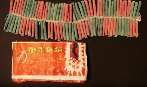 小孩玩的鞭炮有哪几种,鞭炮烟花(满满的回忆—90后小时候过年必玩的