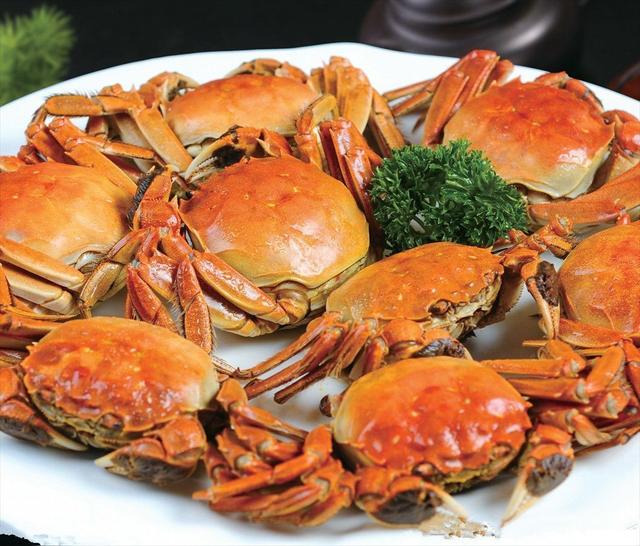 蒸螃蟹要多长时间,电饭煲蒸螃蟹需要多长时间(蒸螃蟹需要几分钟)