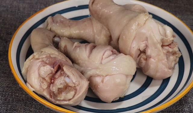 可乐鸡腿怎么做，可乐鸡腿的做法家常（这才是鸡腿最好吃做法）