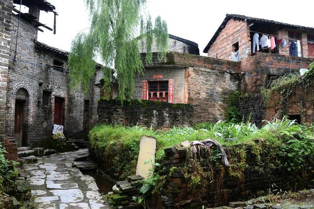 古寨吴氏家训，国内：古寨、古村落盘点