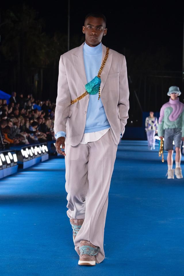 r是什么牌子衣服，r是什么意思（<Dior>洛杉矶2023年春季男装胶囊系列）