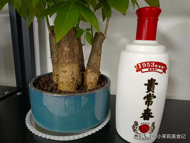 假酒的危害有哪些，怎样识别酒的真假（多款白酒检出甜蜜素等添加剂超标）