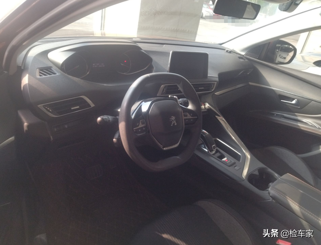 标致4008多少钱，标致40085座最低多少钱（花8万多买辆标致4008）