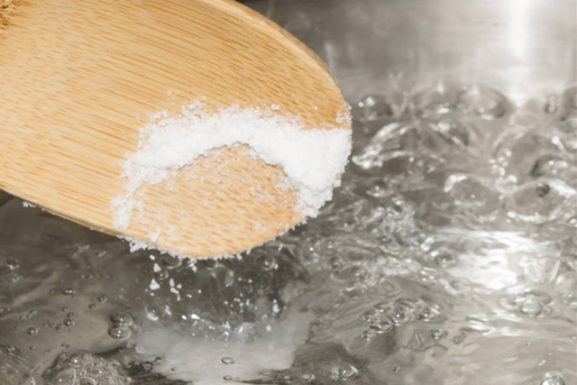 除夕吃饭有哪些讲究，老人讲“5菜不上桌