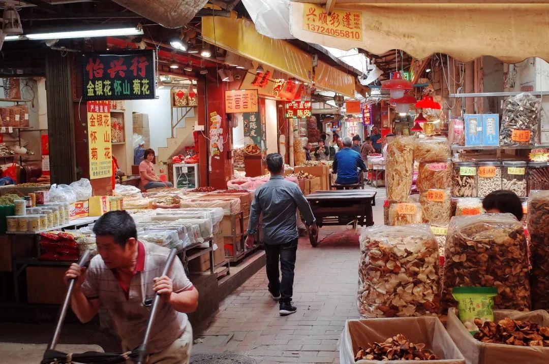 广州小饰品批发市场，义乌小饰品批发市场在哪里（我发现广州人的快乐你根本想不到）