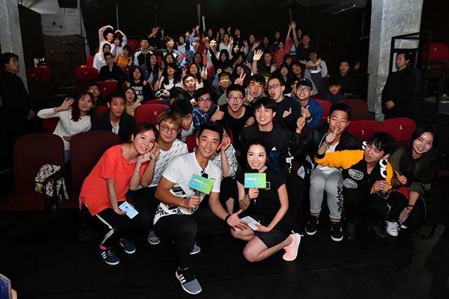 程晓玥和郑恺分手后再见面，如今回看郑恺和程晓玥的恋情