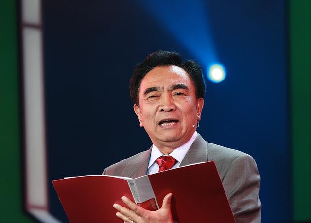 鲍国安宋江，鲍国安宋江图片（“曹操”鲍国安的“消失”）