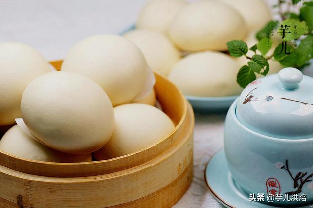 馒头干怎么做才酥脆，怎么把馒头干炸的酥脆（放干面粉的比例是关键）