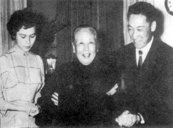 戴季陶与蒋共用一女，戴季陶真实姓名（秘书透露：违背了先生遗愿）