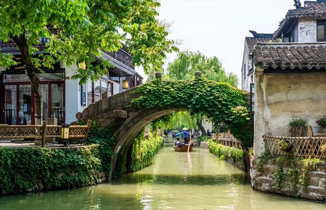 去哪里旅游比较好，三天去哪里旅游比较好（有18处“天下第一”景点）