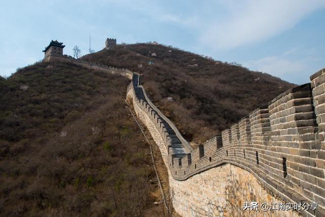 嘉峪关景点有哪些，嘉峪关市有哪些景点（三个经典长城景点各有不同的美）