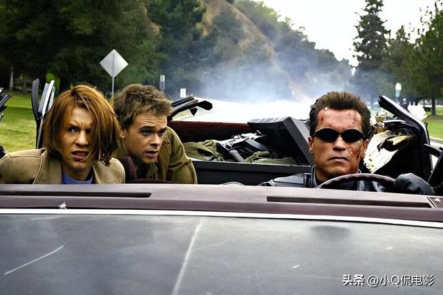 有什么好看的电影推荐一下，十部经典的好看的电影（全球必看的10大系列电影）