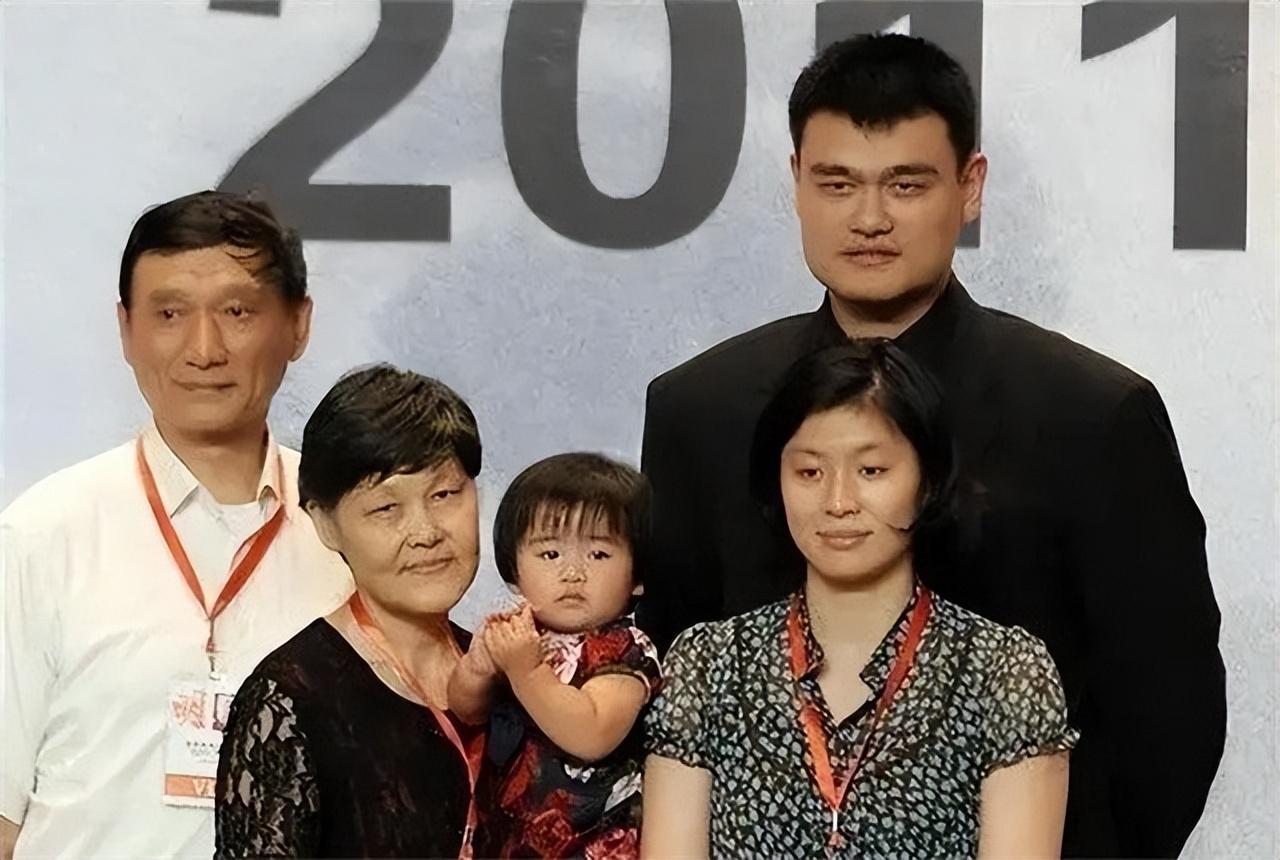 姚明对女儿的保护