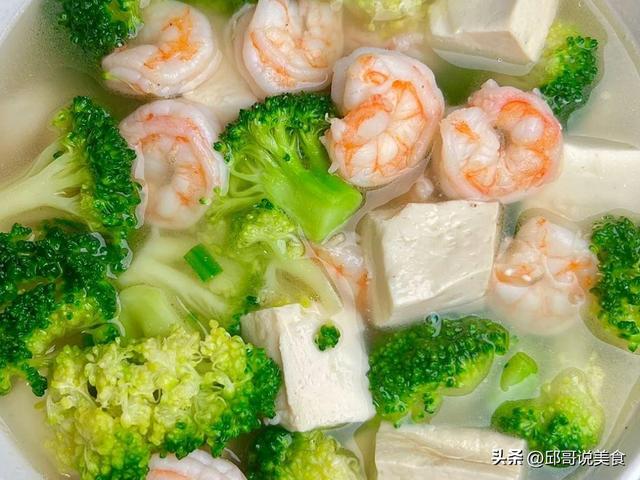 鸡蛋瘦肉汤的做法，瘦肉鸡蛋汤的家常做法（“阳了”没有食欲）