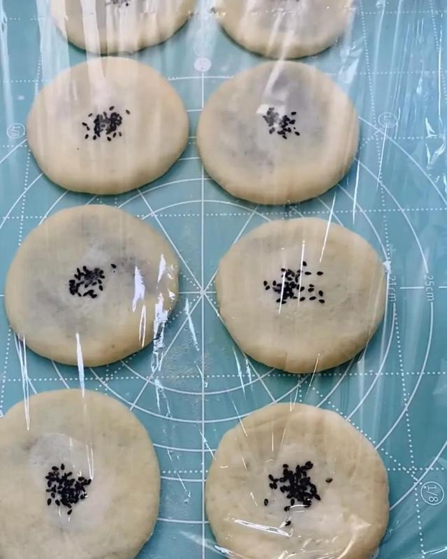 豆沙酥饼正宗做法，豆沙酥饼这样做