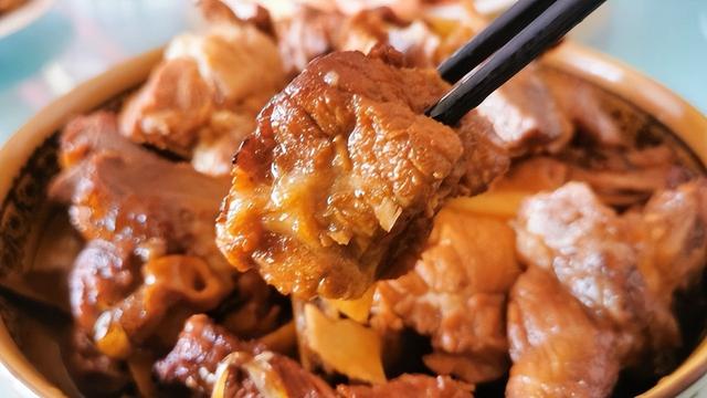 牛柳是什么肉，快餐店里的牛柳是什么肉（牛肉羊肉靠边站）